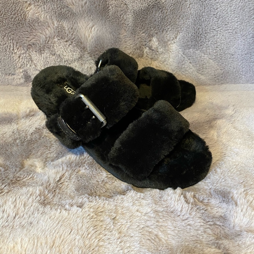 Fuzz yeah black ugg slides